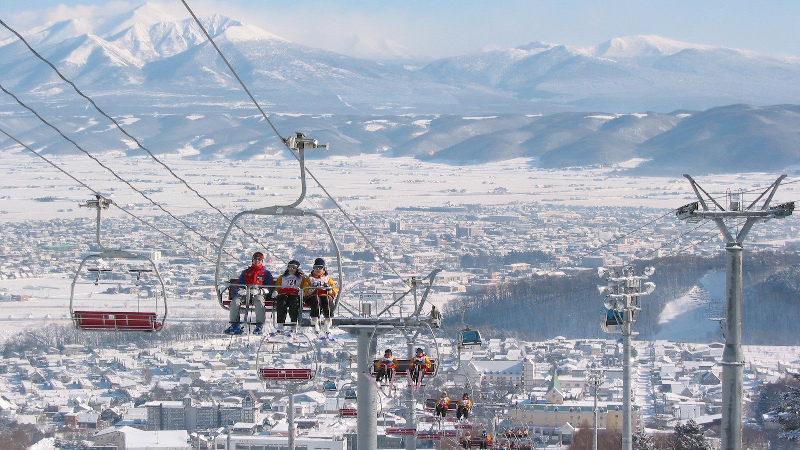 Pesona Winter Di Furano Ski Area Hokkaido Jepang - Spesialist Trip ke ...