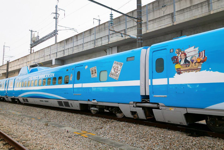 One Piece Shinkansen Jepang, Foto nippon.com