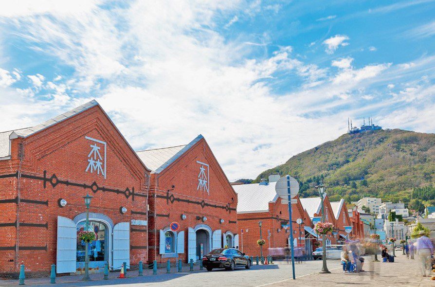 Kanemori Red Brick Warehouse Hakodate Jepang, Foto klook.com